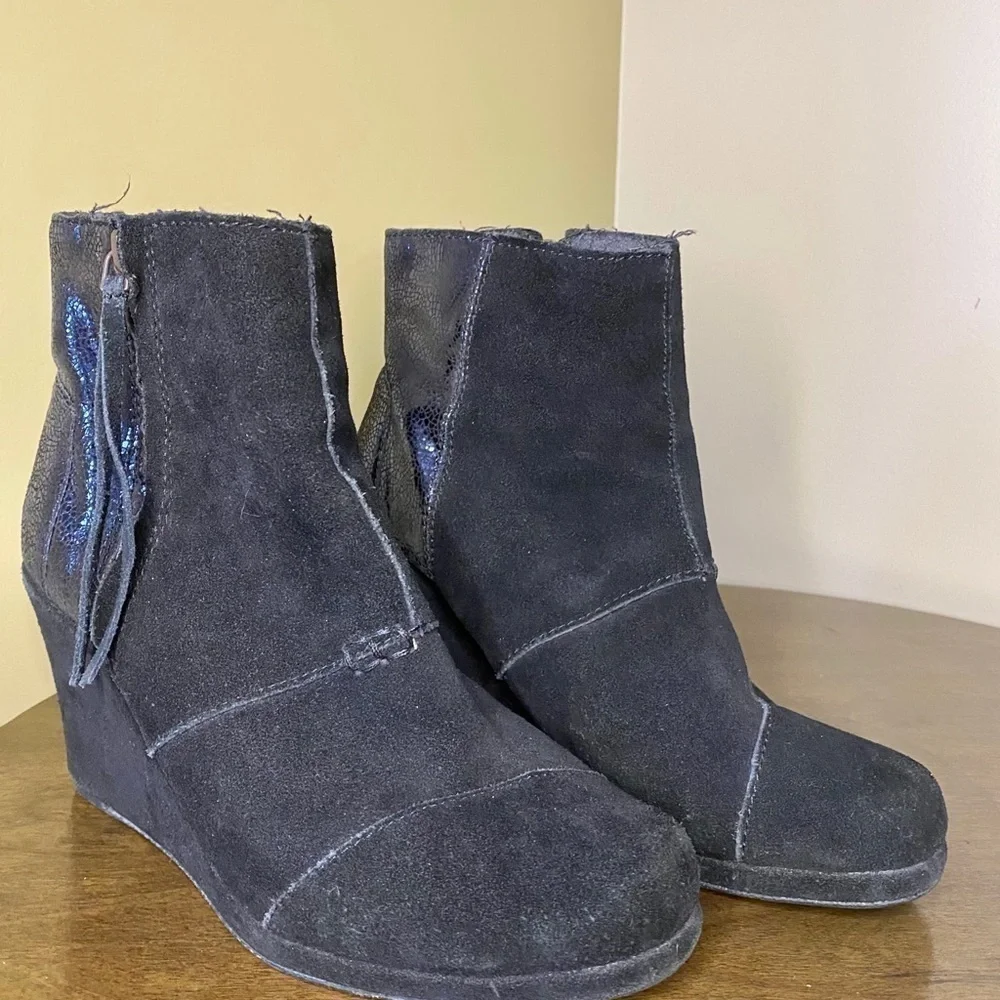 Toms 2-tone Suede Wedge Black Size W8